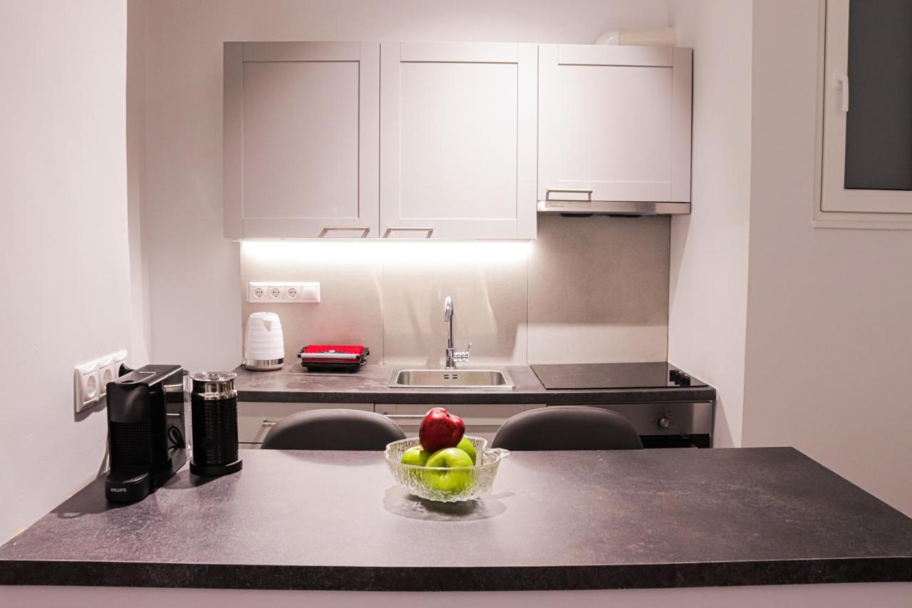 Zea Apartments Piraeus Luaran gambar